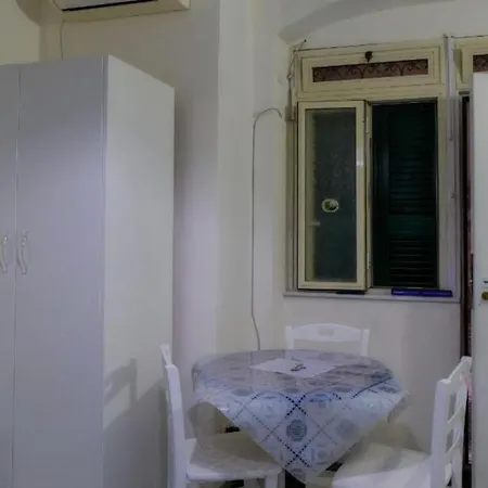 C Sta O Mar For Appartement Napels